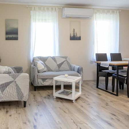 Sueni Apartman Ordacsehi Exteriör bild