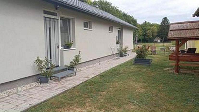 Sueni Apartman Ordacsehi Exteriör bild