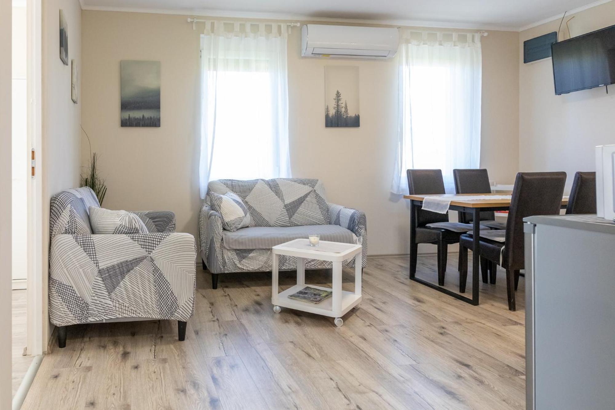 Sueni Apartman Ordacsehi Exteriör bild